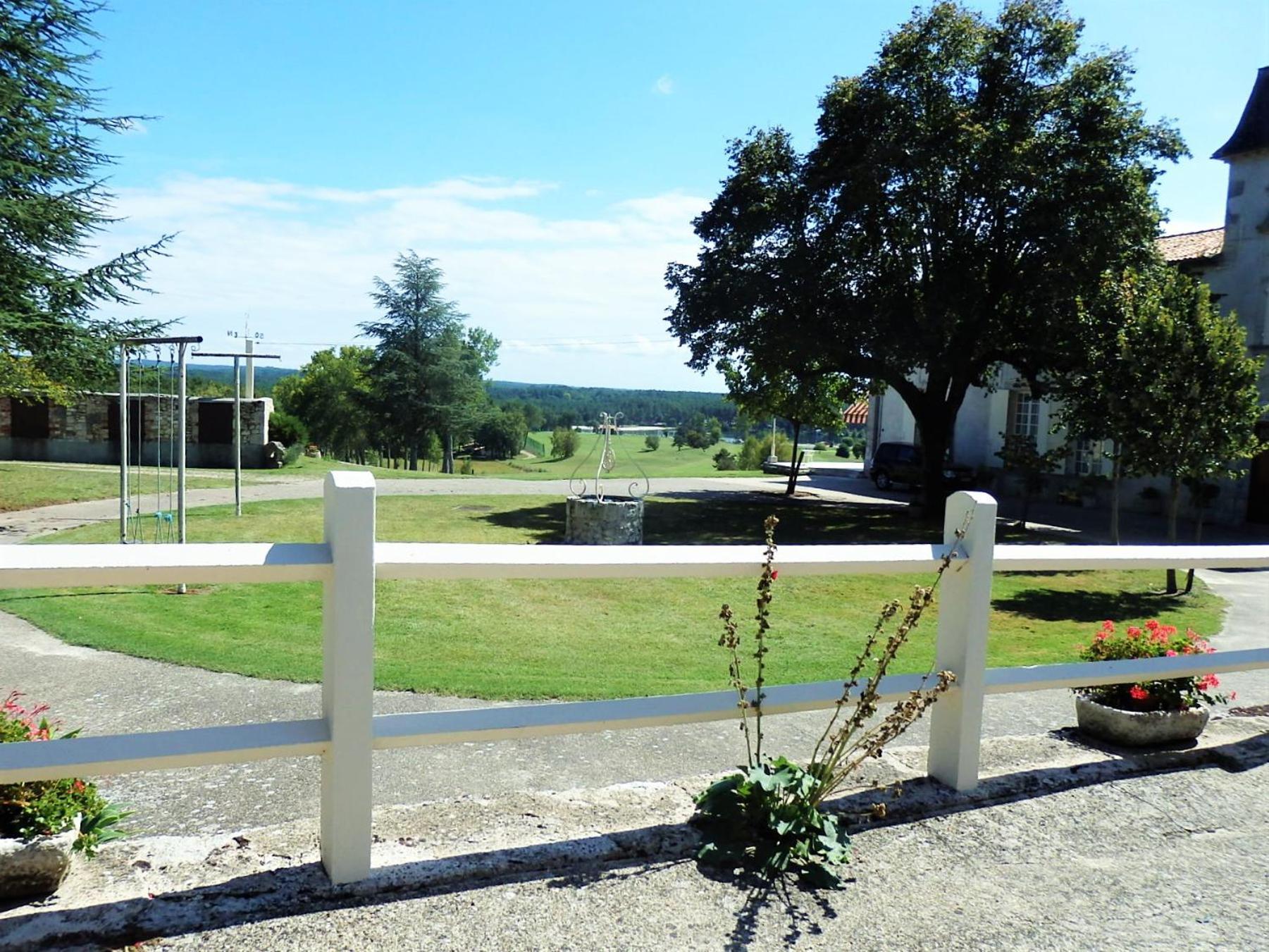 Domaine De Laroque Lou Maisouet Casteljaloux Buitenkant foto